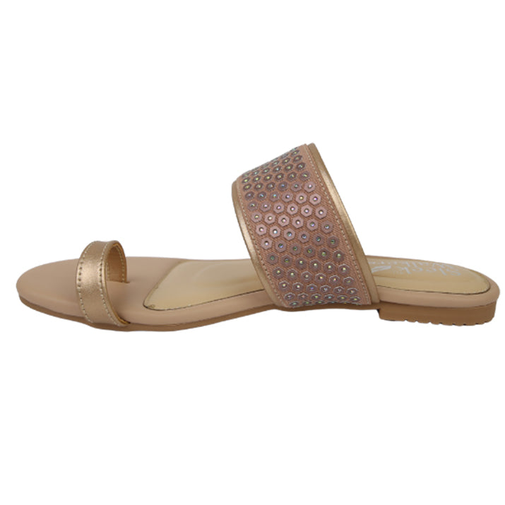 Flat slippers